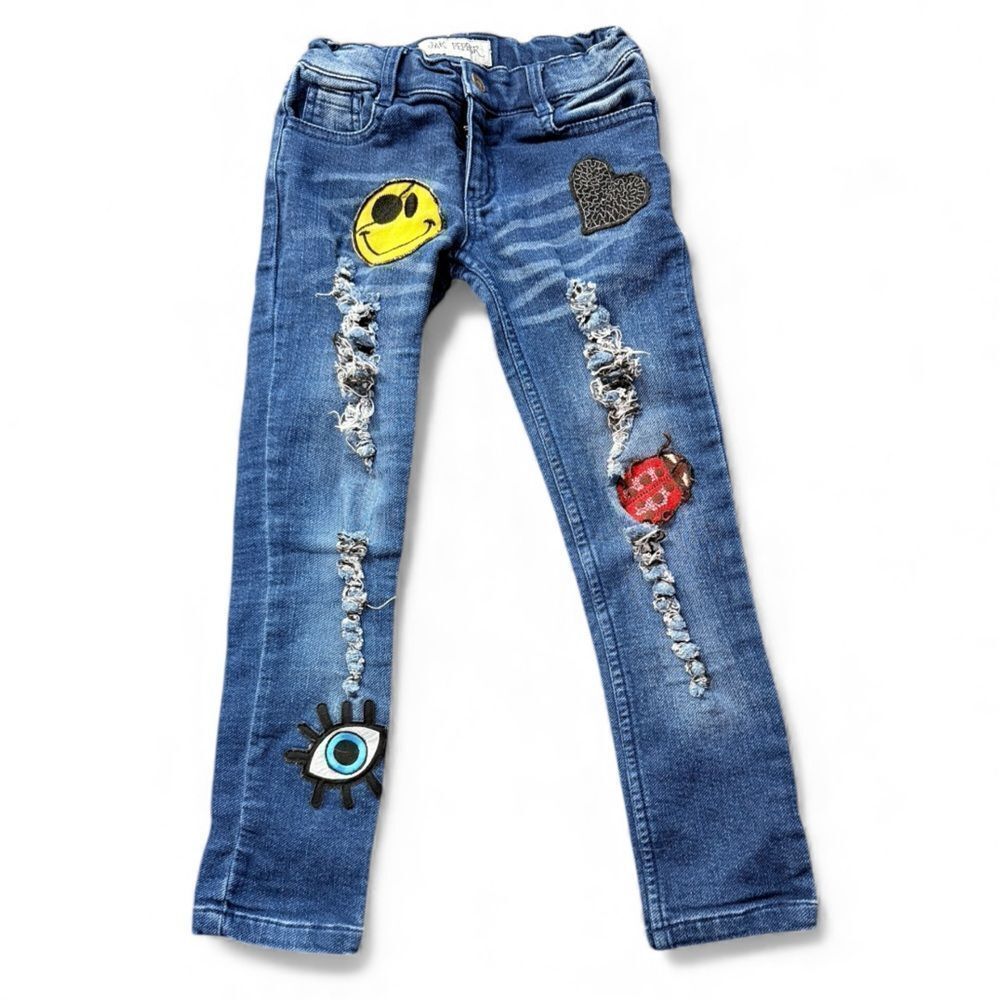 Jak & Peppar Denim Jeans with Decorative Patches